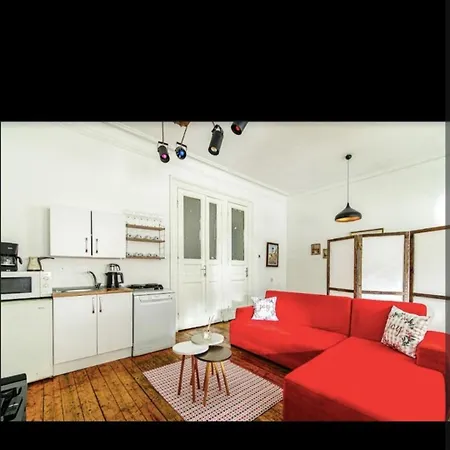 Daire Cihangirhome